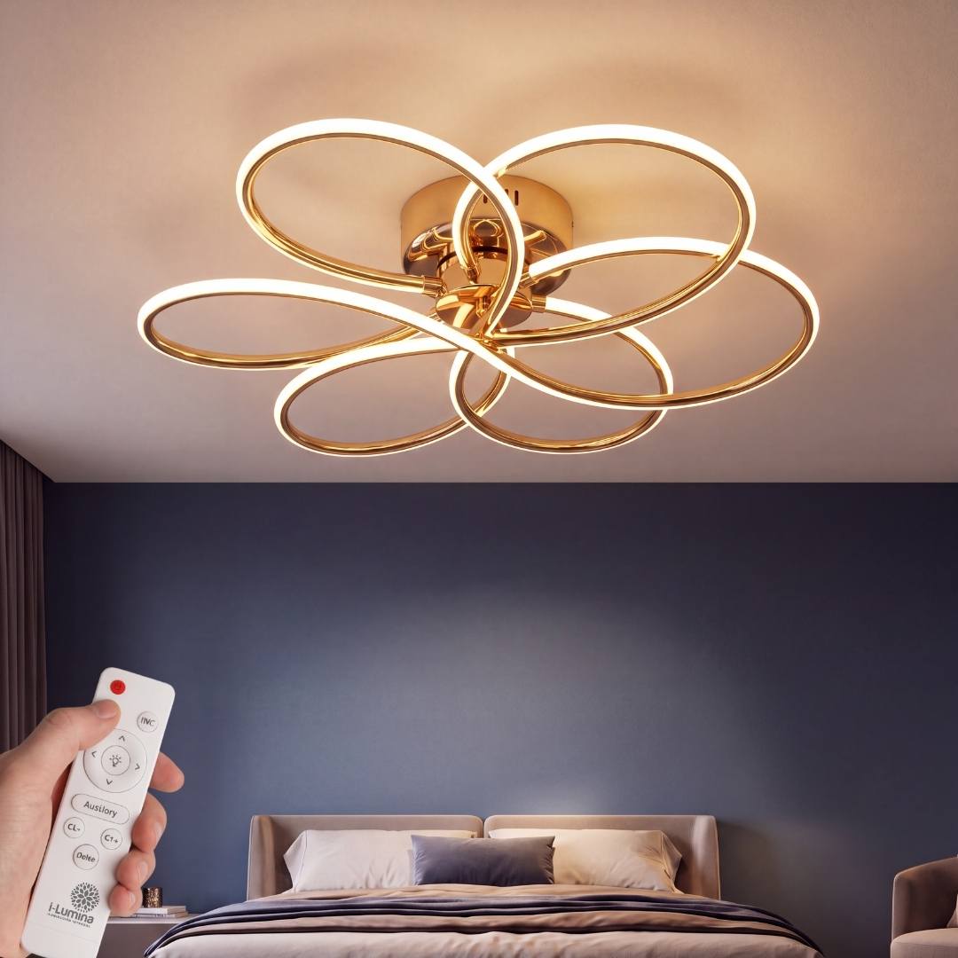 Lámpara de techo LED Dalia dorada regulada con el control remoto incluido