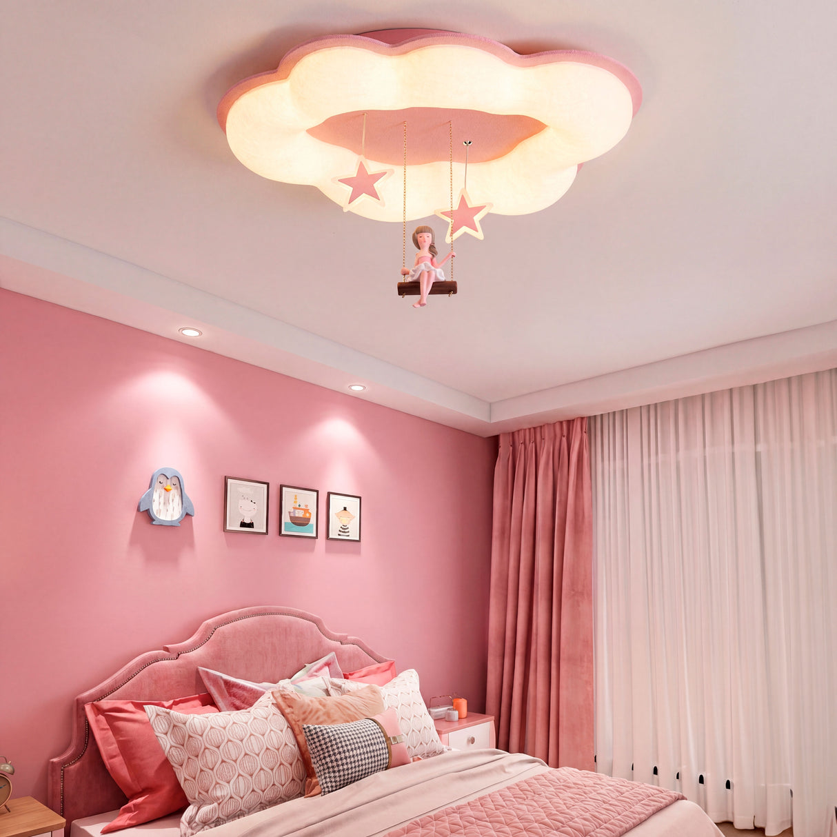 Iluminación de techo en dormitorio de niña con detalles decorativos en rosa y oro.