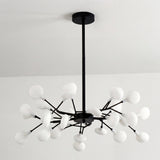 Vista frontal de la lampara Sputnik Nativa Black de i-Lumina con esferas de vidrio.