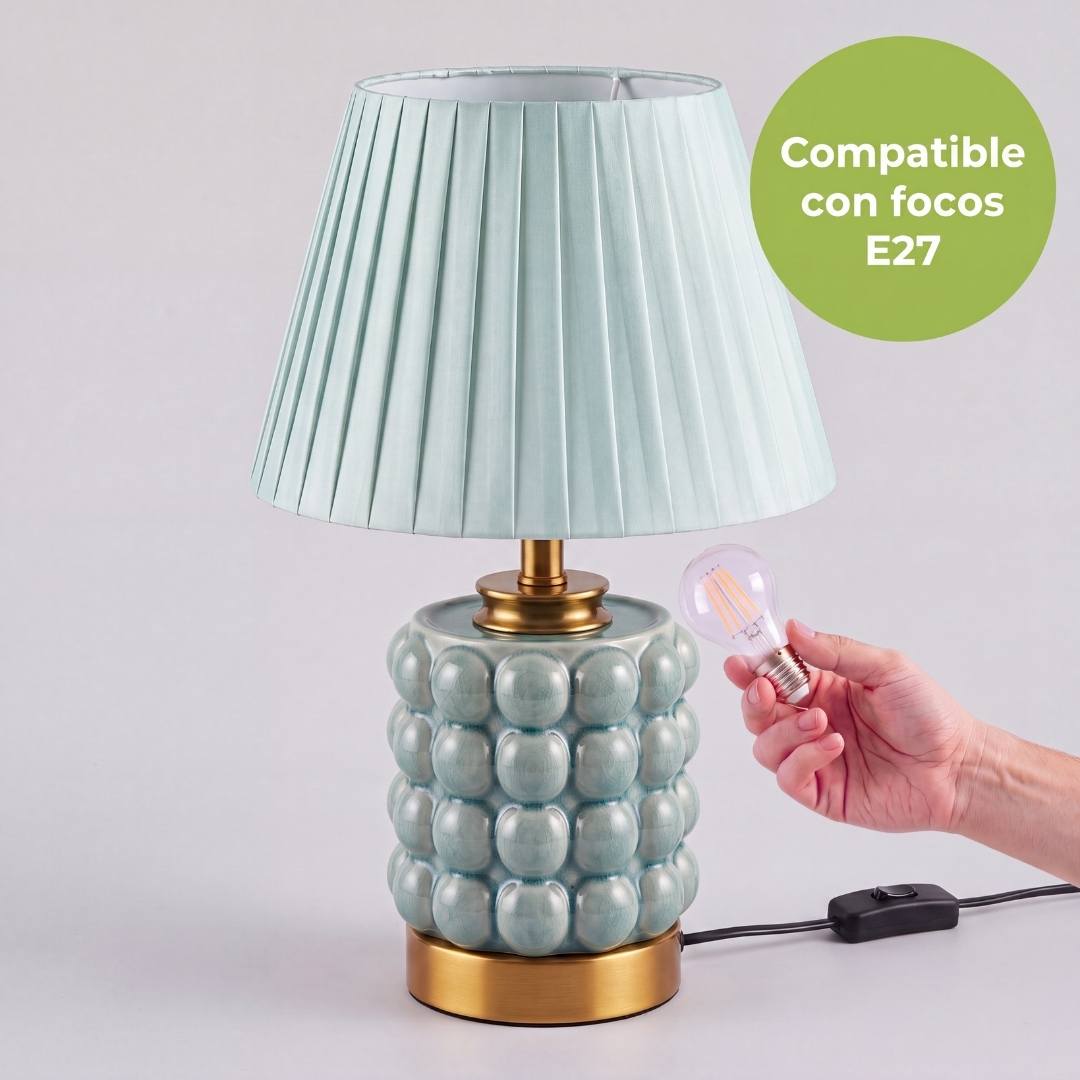Instalación de foco en socket E27 de la lámpara Perla, foco no incluido