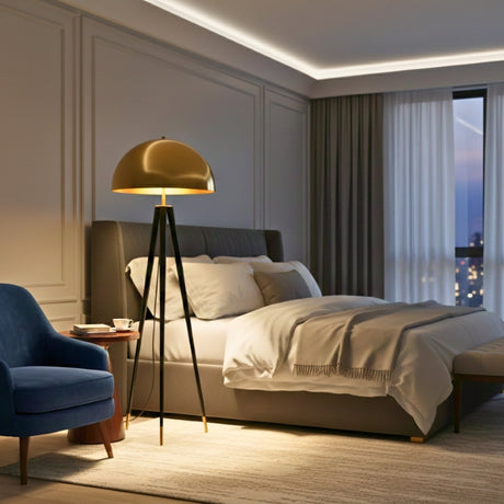 LÁMPARA DE PIE TRÍPODE MUSHROOM BLACK AND GOLD - SIN FOCOS