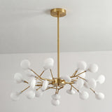 Vista frontal de la lampara Sputnik Nativa Gold sobre fondo blanco para catalogo.