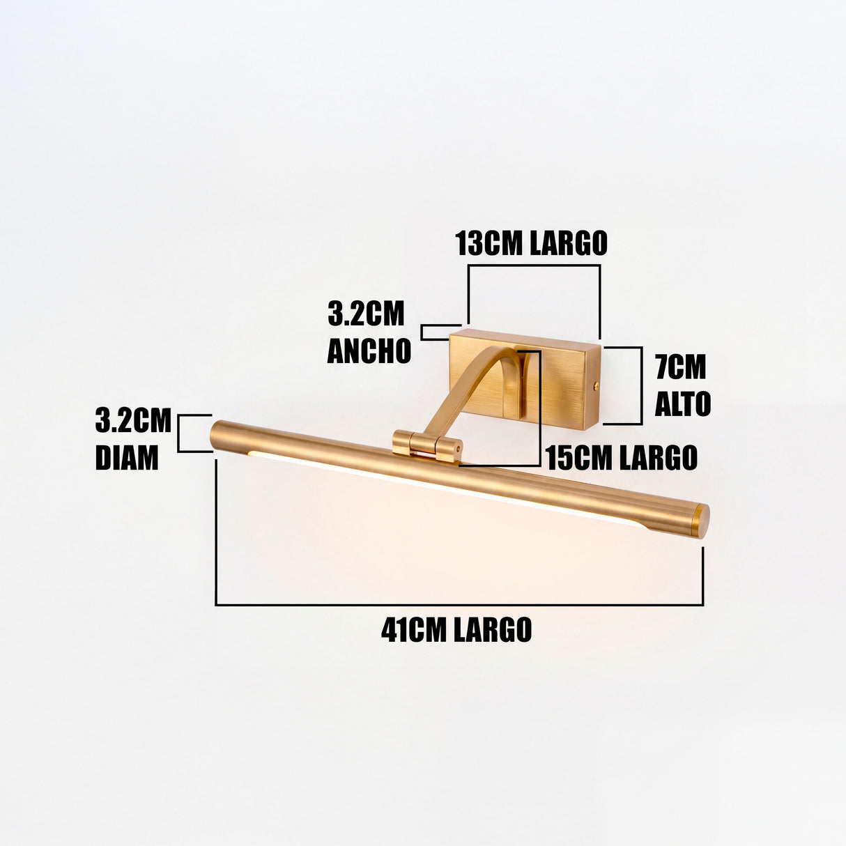 Infografía: 41cm de largo, brazo de 16cm y base de 13.2cm de ancho con altura de 7cm.