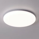 Panel LED de techo LUNA encendido con luz uniforme y difusor pavonado
