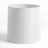 Difusor cilíndrico de repuesto con estructura reforzada para luminarias de pie decorativas de gama alta.