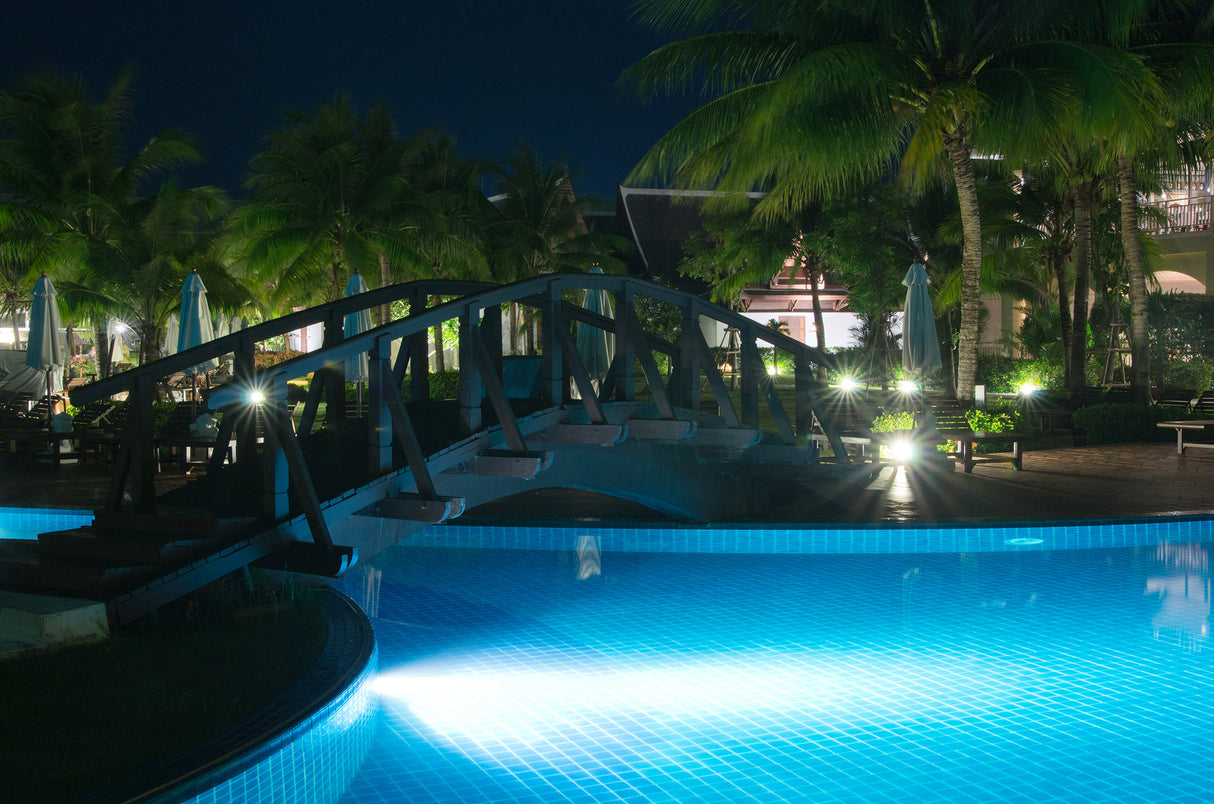 SPOT SUMERGIBLE LED 35W ACUÁTICO PARA PISCINAS LUZ CÁLIDA 3000K - 12 VOLTIOS + TRANSFORMADOR