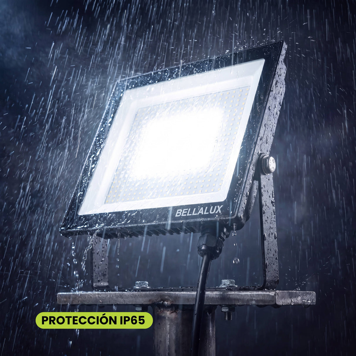 Reflector arquitectónico con protección IP65 resistente a la lluvia y climas adversos.