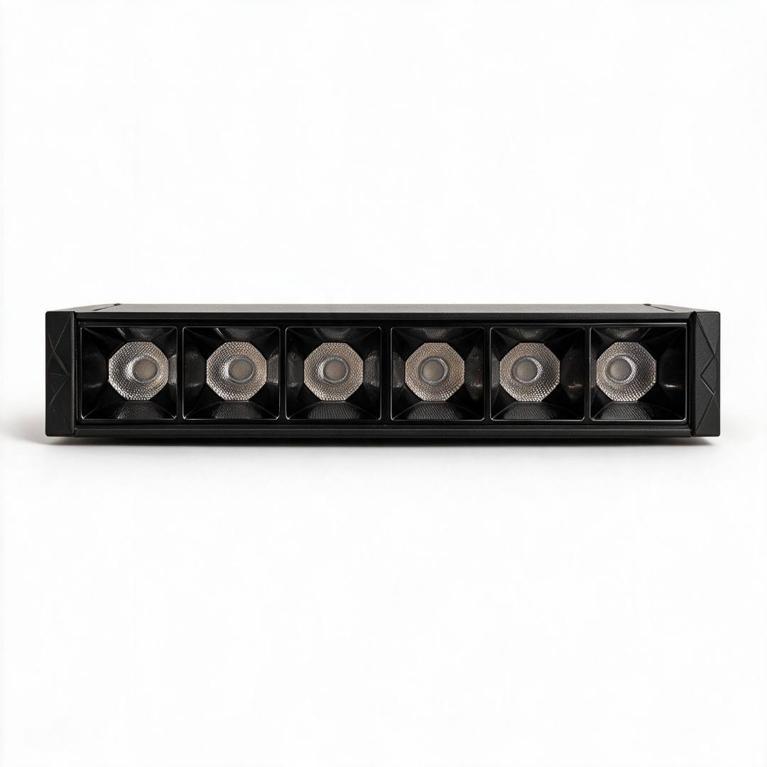 Spot LED con 6 celdas antideslumbrantes encendido en luz cálida