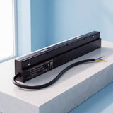 Transformador magnético smart 100W 48V negro con su cable de conexión a 220V