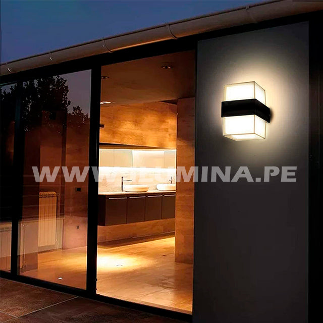 LÁMPARA DE EXTERIOR PAOLA LED BLACK 10W LUZ CÁLIDA