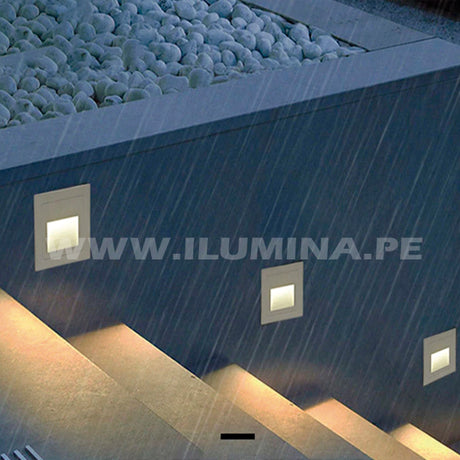 SPOT LUZ GUÍA DE PASO DE ESCALERA LED 2W ASIMETRICA BLANCO LUZ CÁLIDA