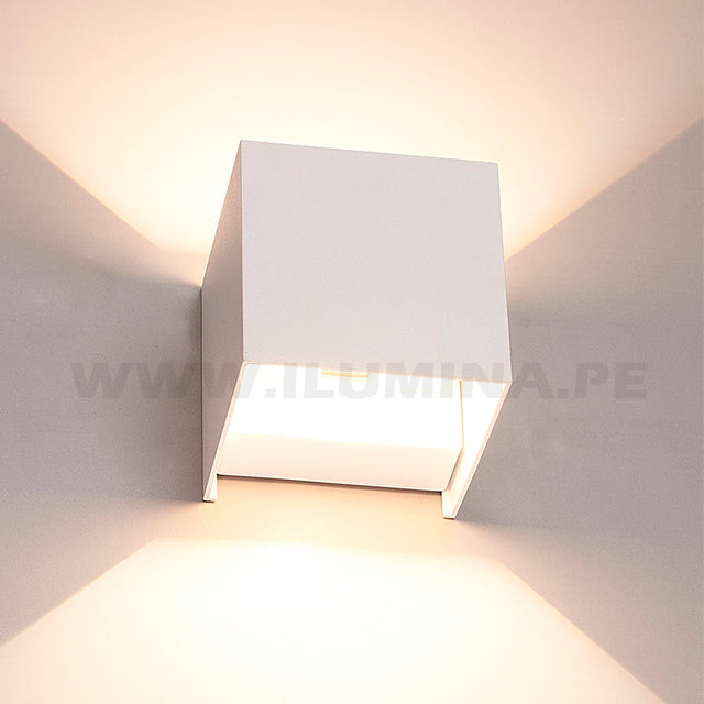 LÁMPARA DE EXTERIOR CUBE LED WHITE 6W LUZ BLANCA