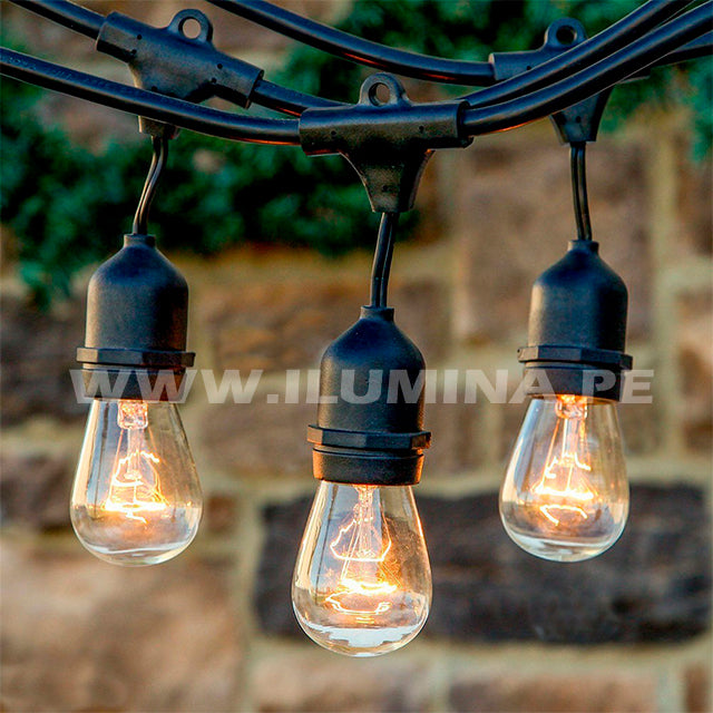 LAMPARA DE FOCOS COLGANTES PARA RESTAURANTE. LAMPARA GUIRNALDA CON FOCOS LED PARA TERRAZAS Y CAMPOS ABIERTOS. LAMPARA PARA CASA DE CAMPO CON FOCOS. LAMPARAS PARA PLAYA EN SURQUILLO EN LIMA EN PERU. LAMPARAS DE TECHO RETRO VINTAGE CON FOCOS ANTIGUOS EN SURQUILLO EN LIMA EN PERU. VENTA DE LAMPARA DE BASTANTE FOCOS PARA TECHO PARA PONER EN TERRAZAS O ZONA DE PARRILLAS. LAMPARAS PARA TECHO DE PARRILLAS. LAMPARAS Y LUMINARIAS PARA NEGOCIOS. IDEAS PARA ILUMINACION DE RESTAURANTES.