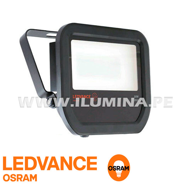 REFLECTOR LED 50W OSRAM LEDVANCE NEGRO LUZ CÁLIDA