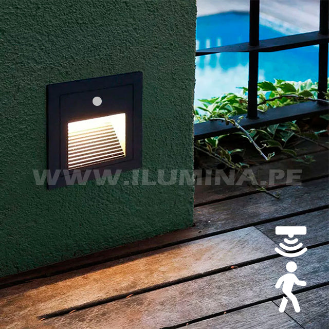 SPOT LUZ GUÍA DE PASO DE ESCALERA LED 3W SIMETRICA BLANCO CON SENSOR DE MOVIMIENTO LUZ CÁLIDA